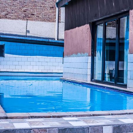 Coyotes Hotel & Conference Centre Νέλσπρουιτ Εξωτερικό φωτογραφία