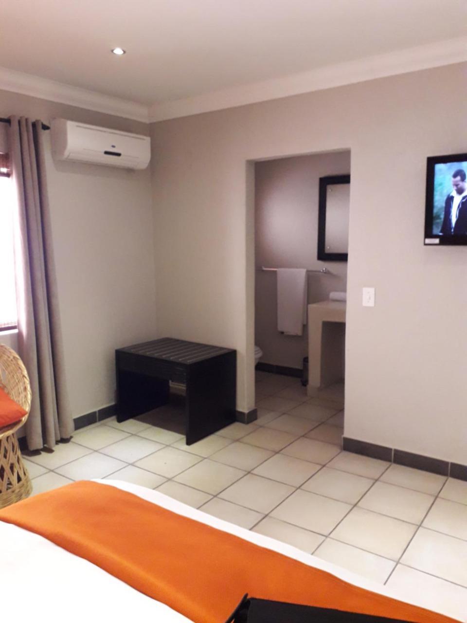Coyotes Hotel & Conference Centre Νέλσπρουιτ Εξωτερικό φωτογραφία