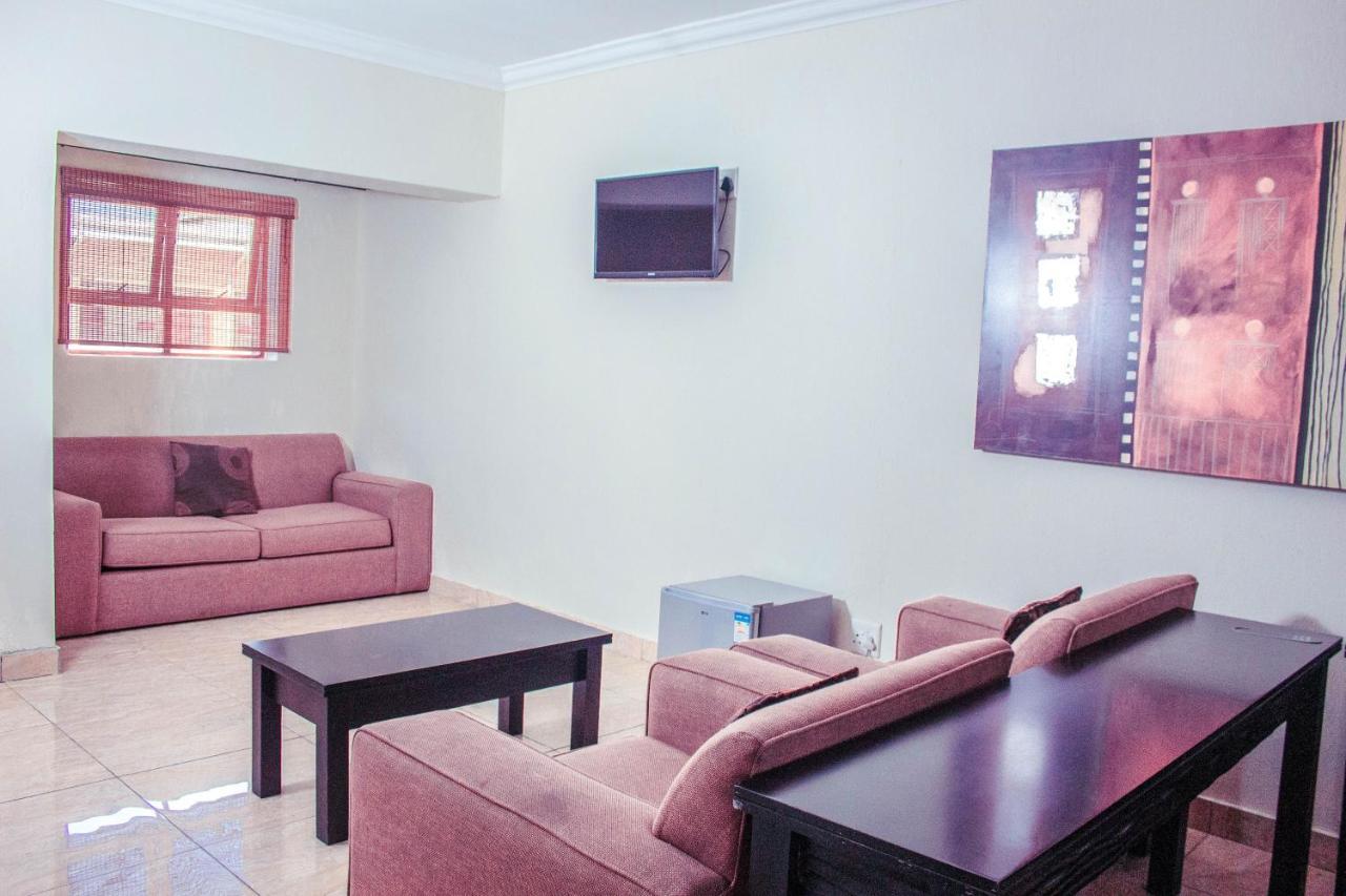 Coyotes Hotel & Conference Centre Νέλσπρουιτ Εξωτερικό φωτογραφία